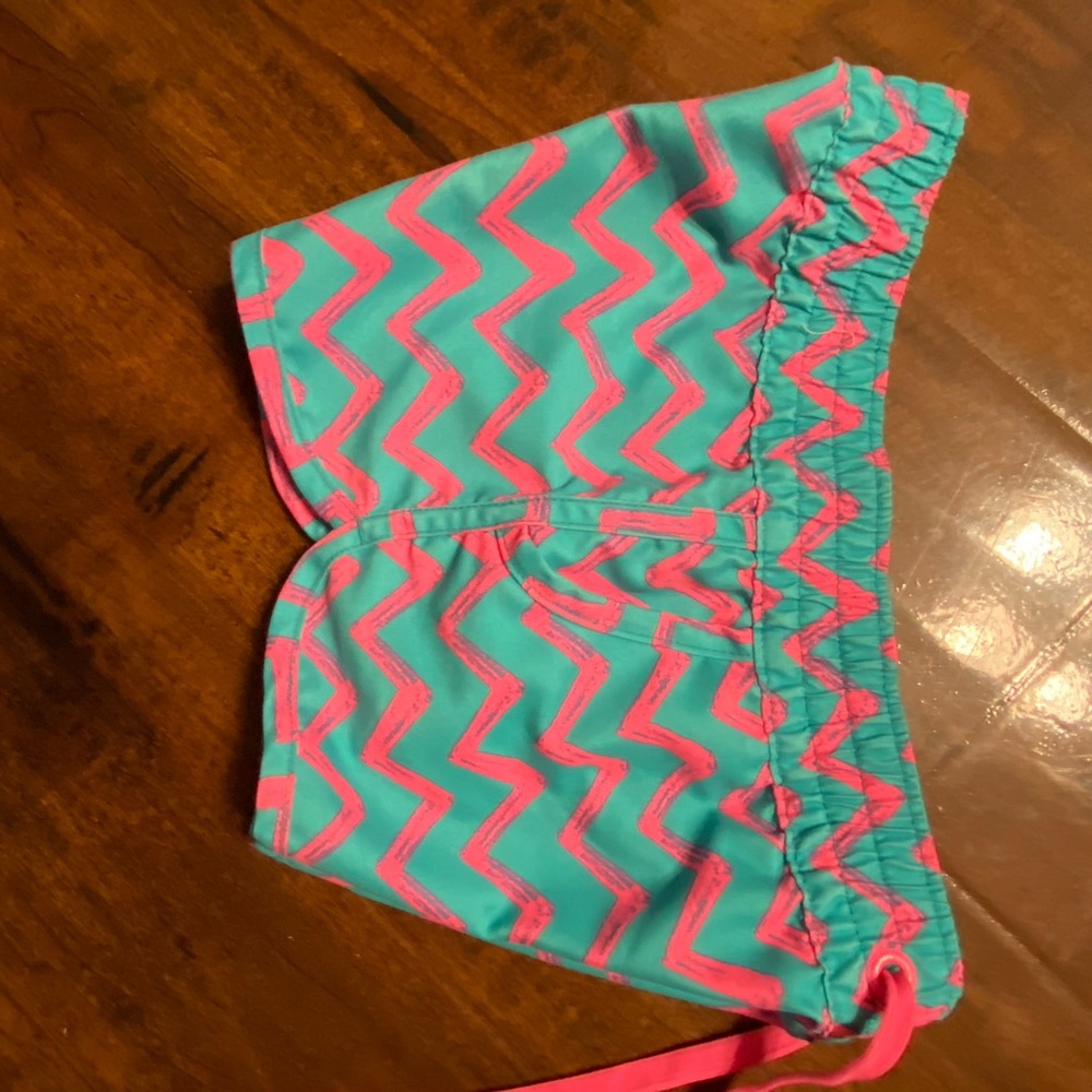 Billabong shorts with pockets